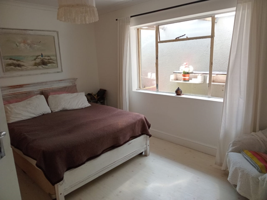  Bedroom Property for Sale in Strandfontein Village Western Cape